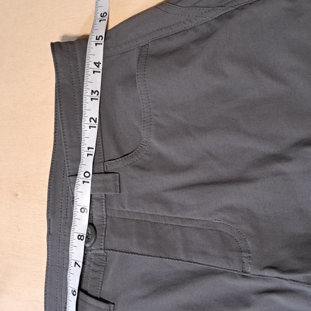 PA39 Eddie Bauer Charcoal Cropped Hiking Pant Lightweight Stretch Cargo Pockets - Picture 7 of 11